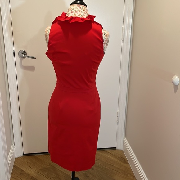Marc New York Red COCKTAIL DRESS pockets Ruffle V-neck Sz 4 - Picture 4 of 10